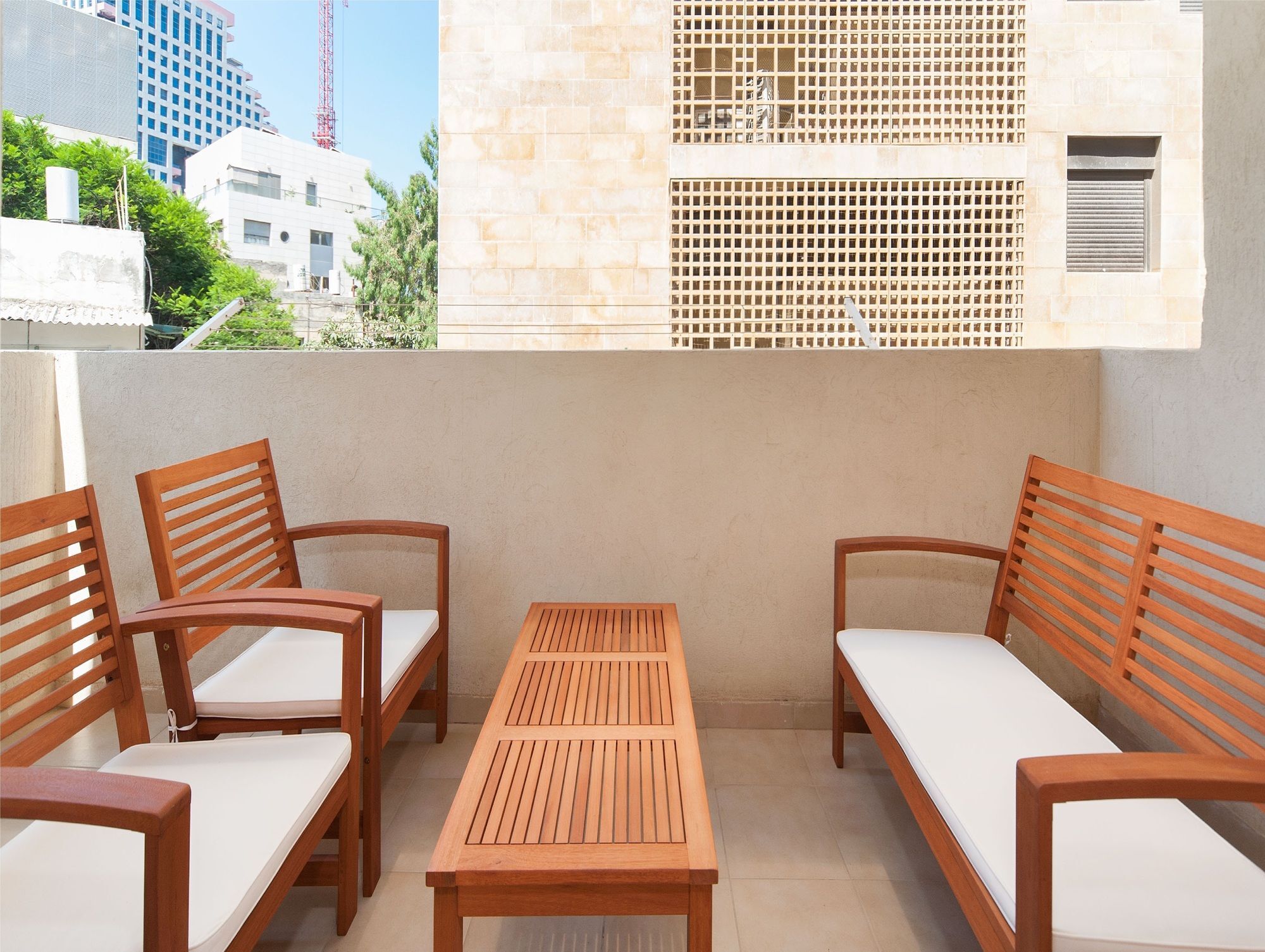 Charming 2Bd Apt W/ Balcony By Sea N' Rent تل أبيب المظهر الخارجي الصورة